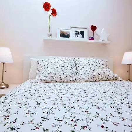 Apartament Gicd Robles *