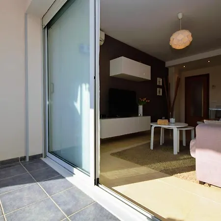 Apartment Gicd Robles *